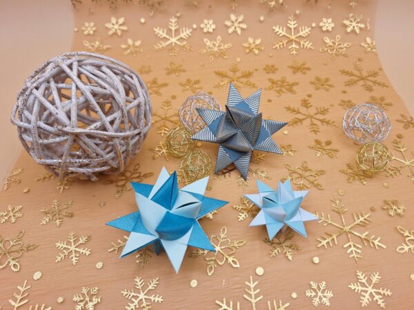 trio étoiles bleu vert noël